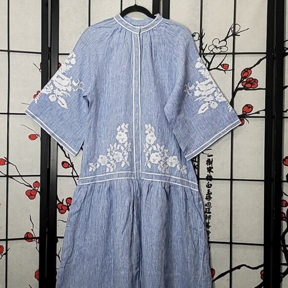 De Castro Swan Dress in Light Denim Linen with White Floral Embroidery - Picture 3 of 11